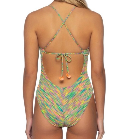 NWT Isabella Rose Prismatic Swim - Picture 4 of 9